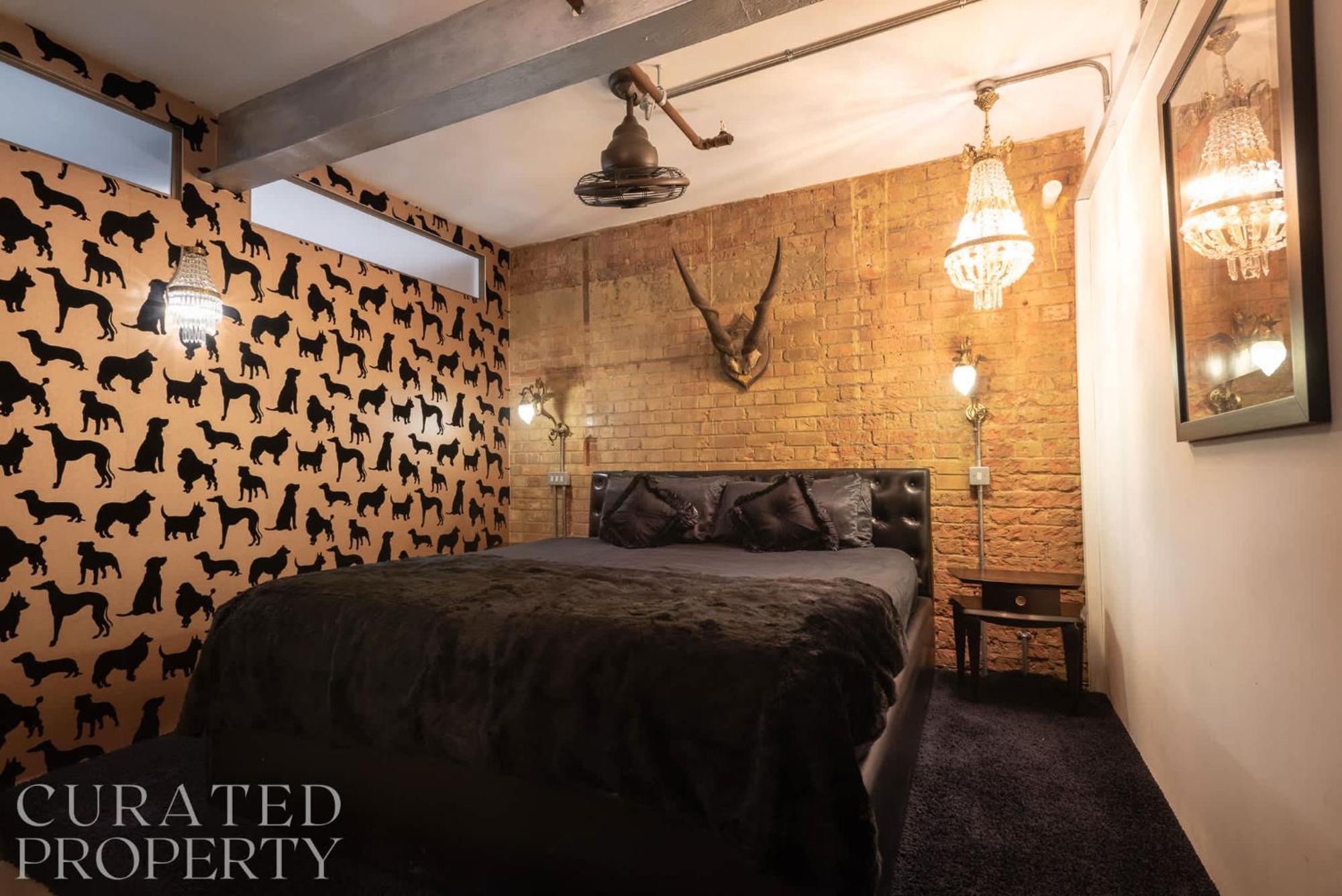 Amazingly Luxurious Loft Apartment, Soho - 3 Bedrooms, 2 Bath & Office 런던 외부 사진
